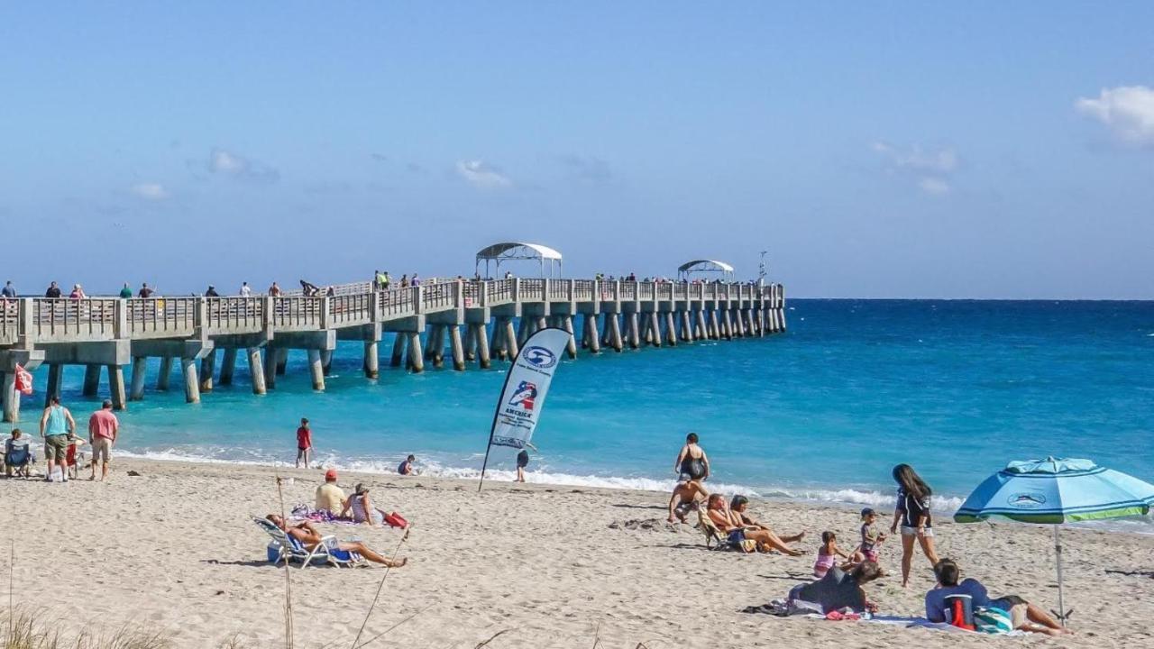 M Lake Worth Beach - Modern Villas Near West Palm Beach, Chic Retro Vibes, King Bed, Cozy Backyard, Bbq, Workspace, High-Speed Internet, Free Parking, 5 Minutes To Downtown & Beach Zewnętrze zdjęcie
