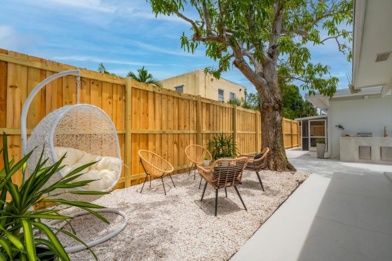 M Lake Worth Beach - Modern Villas Near West Palm Beach, Chic Retro Vibes, King Bed, Cozy Backyard, Bbq, Workspace, High-Speed Internet, Free Parking, 5 Minutes To Downtown & Beach Zewnętrze zdjęcie