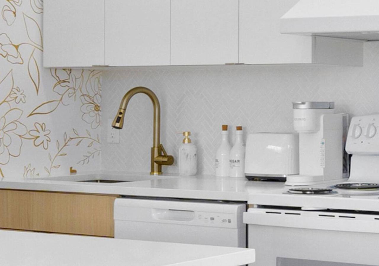 M Lake Worth Beach - Modern Villas Near West Palm Beach, Chic Retro Vibes, King Bed, Cozy Backyard, Bbq, Workspace, High-Speed Internet, Free Parking, 5 Minutes To Downtown & Beach Zewnętrze zdjęcie