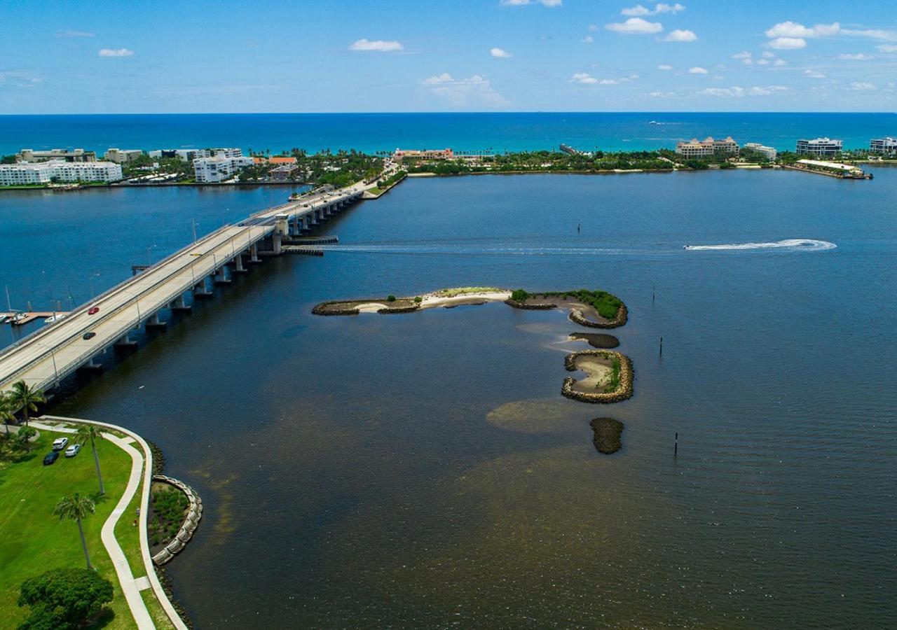 M Lake Worth Beach - Modern Villas Near West Palm Beach, Chic Retro Vibes, King Bed, Cozy Backyard, Bbq, Workspace, High-Speed Internet, Free Parking, 5 Minutes To Downtown & Beach Zewnętrze zdjęcie
