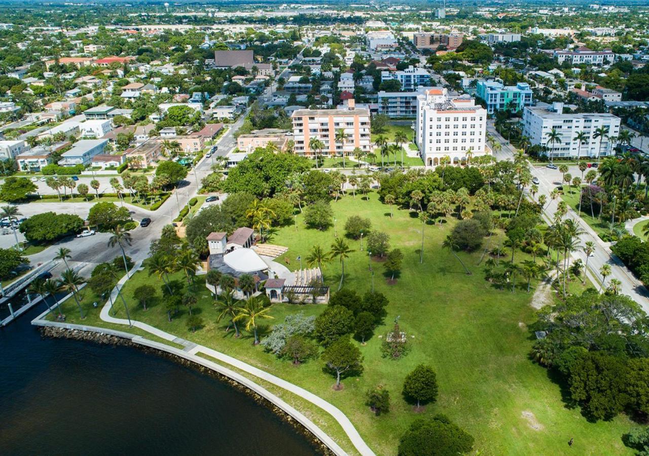 M Lake Worth Beach - Modern Villas Near West Palm Beach, Chic Retro Vibes, King Bed, Cozy Backyard, Bbq, Workspace, High-Speed Internet, Free Parking, 5 Minutes To Downtown & Beach Zewnętrze zdjęcie