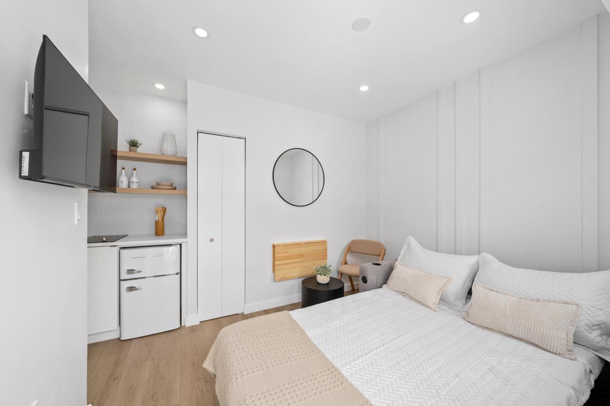 M Lake Worth Beach - Modern Villas Near West Palm Beach, Chic Retro Vibes, King Bed, Cozy Backyard, Bbq, Workspace, High-Speed Internet, Free Parking, 5 Minutes To Downtown & Beach Zewnętrze zdjęcie
